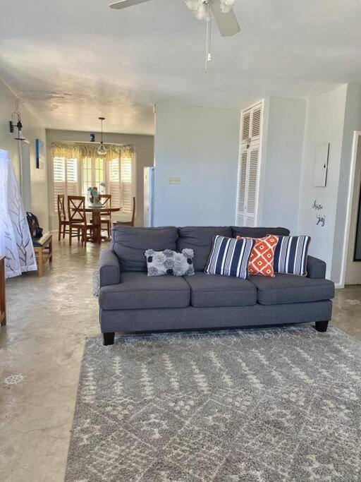 Coastal Beauty - Beautiful Penthouse Condo In Ocho Rios Zewnętrze zdjęcie